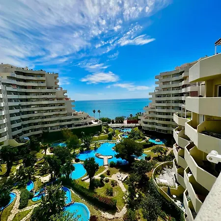 Appartement Wonderful New 1 In Benalbeach *